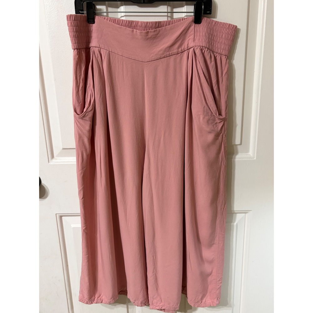 Time and Tru | Wide Leg Smocked Culotte Pants | XXL || Pink|